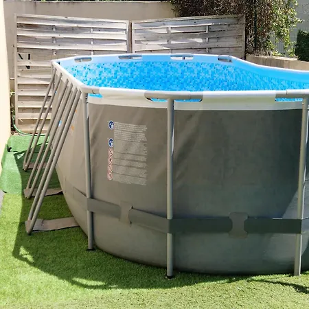 Avec Piscine Climatisation Et Parking
